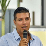 michael batalha headshot